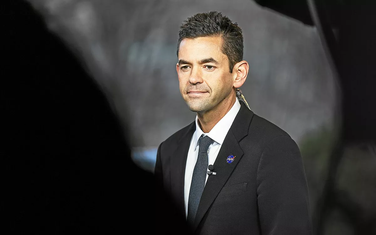 Jared Isaacman administrateur NASA annonce refonte programme Artemis février 2026