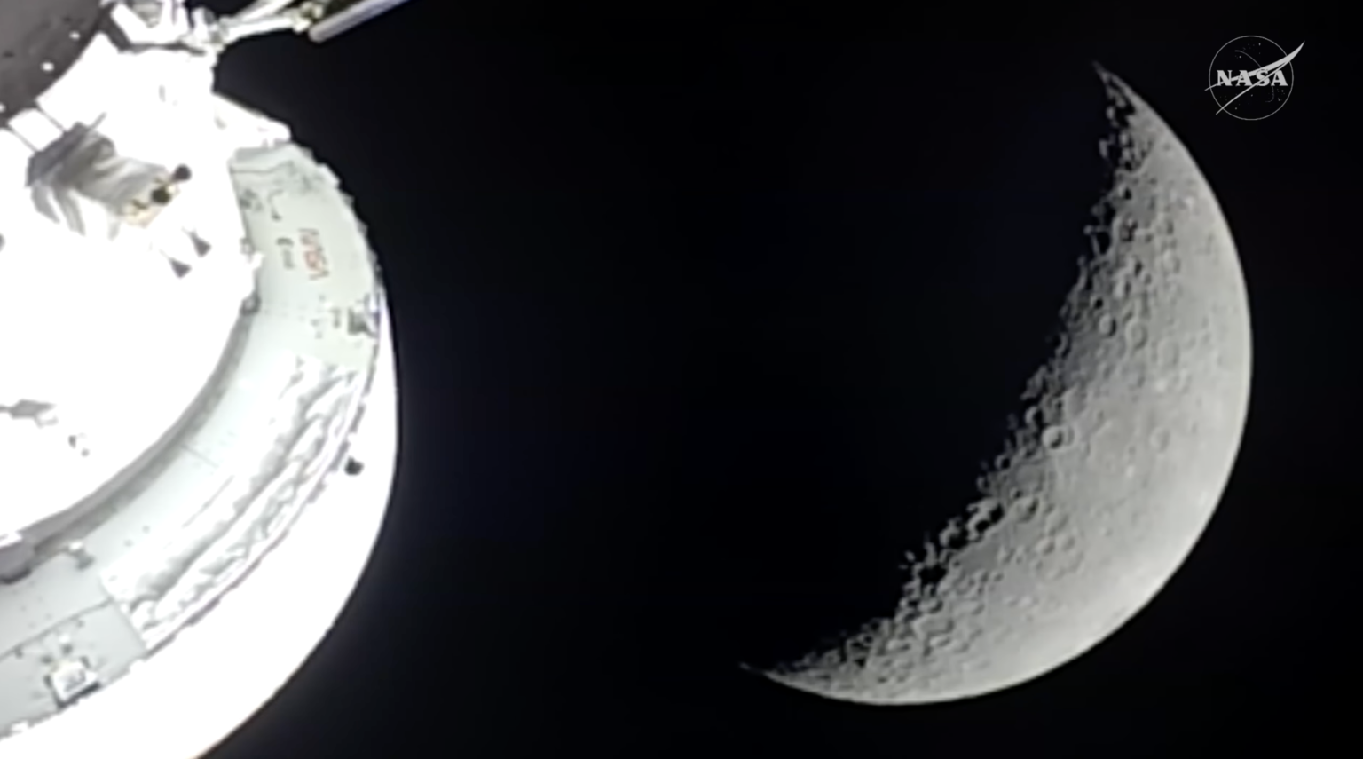 Orion en orbite lunaire