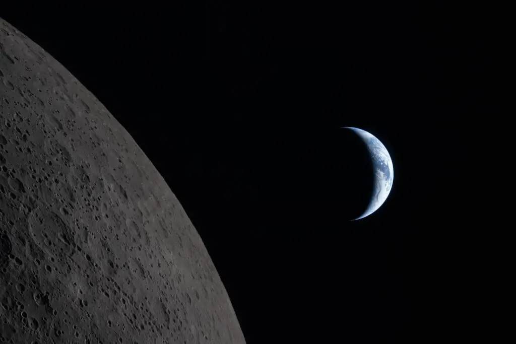La Terre et la Lune